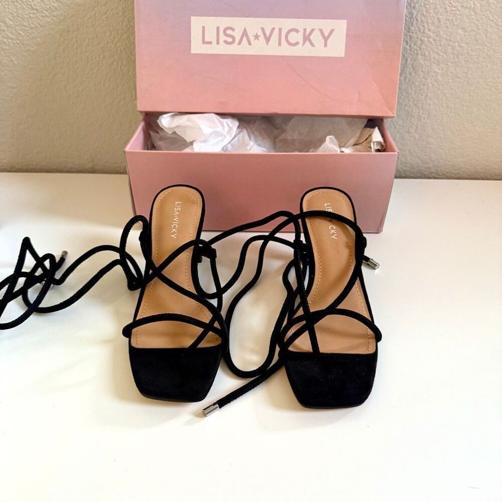 NWT Lisa Vicky  black, lace-up heels sandals  Size 7